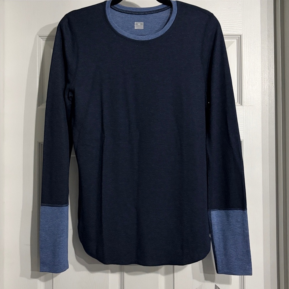 THREE DOTS Long Sleeve Top w/ Color Block Sleeves Navy Size Lg NWT
